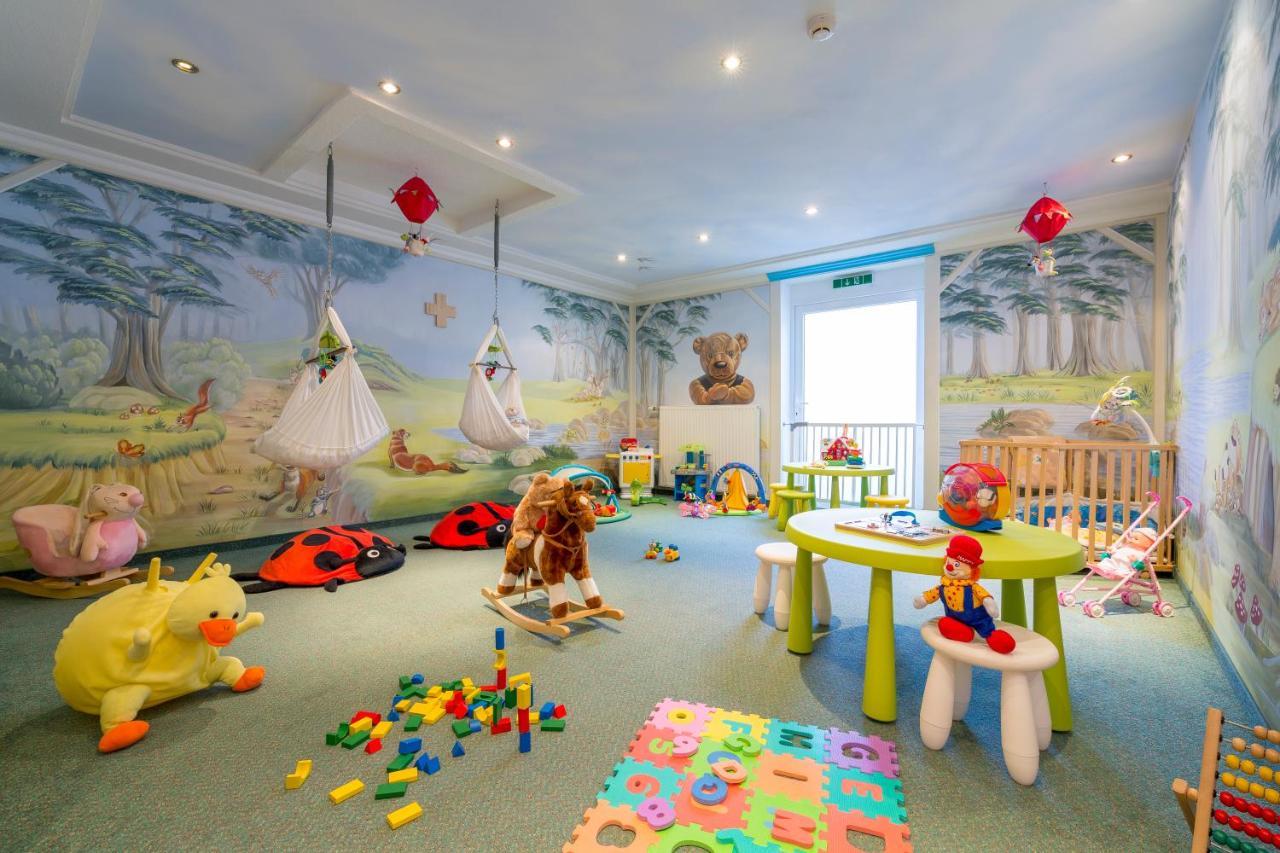 Familotel Kaiserhof - Families Only แบร์วัง ภายนอก รูปภาพ