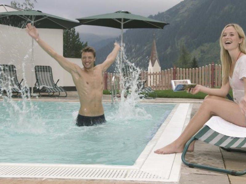 Familotel Kaiserhof - Families Only แบร์วัง ภายนอก รูปภาพ