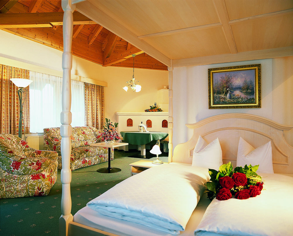 Familotel Kaiserhof - Families Only แบร์วัง ภายนอก รูปภาพ